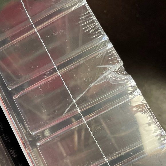 DAMAGED SORBUS ACRYLIC ROSE GOLD MAKEUP PALETTE ORGANIZER - Picture 7 of 8